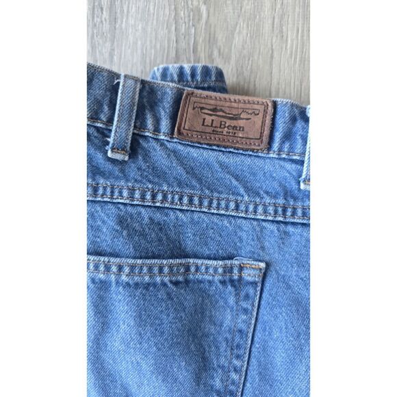 2- LL Bean Mens Jeans 42x28 Medium Wash Blue/ Black - See Current Measurements - Picture 2 of 10